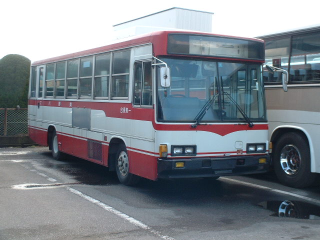 �p�ԂɂȂ�A�F�s�{�c�Ə����ɗ��u����Ă���p�B

